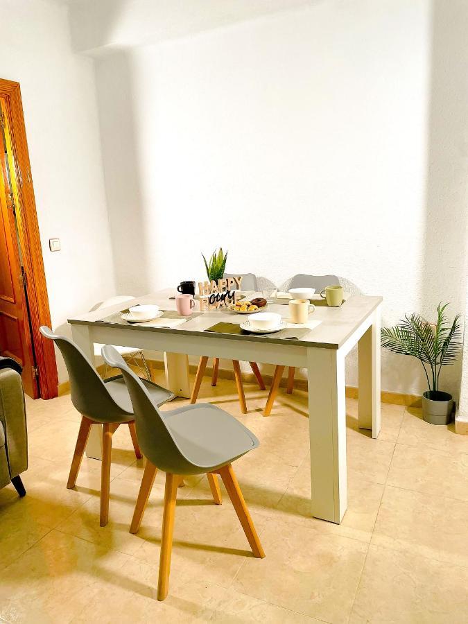 Apartamento Centro Playa Estacion De Tren Малага Екстер'єр фото
